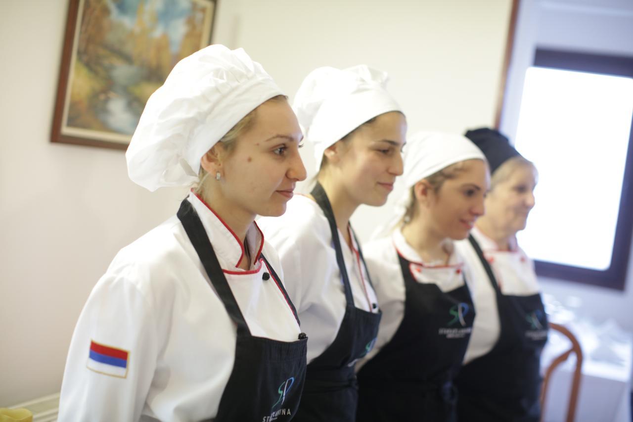 Guesthouse Babin Zub Crni Vrh Екстериор снимка